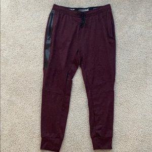 AE Active Flex Joggers